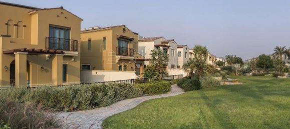 3 bedrooms Villa in Mirdif, UAE No. 7911 13