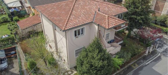 Квартира с 3 комнатами в Брешиа, Италия № 4712 16