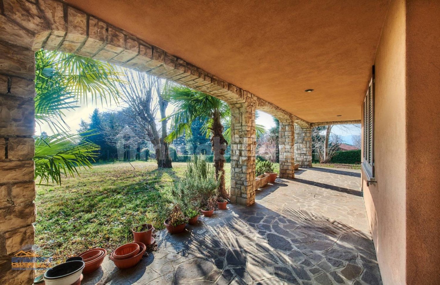 Villa de 3 dormitorios en Merate, Italy No. 235196