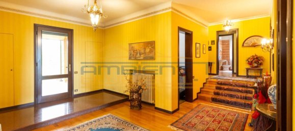 Villa de 3 dormitorios en Merate, Italy No. 235196 12