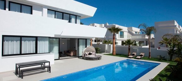 3 bedrooms Villa in La Marina, Spain No. 8684 6