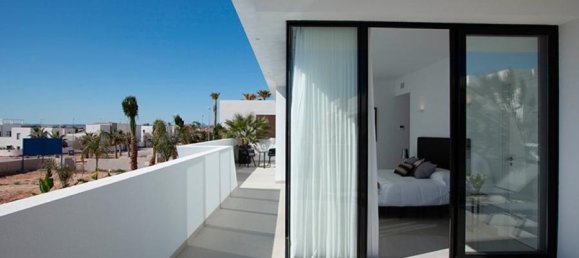 3 bedrooms Villa in La Marina, Spain No. 8684 13