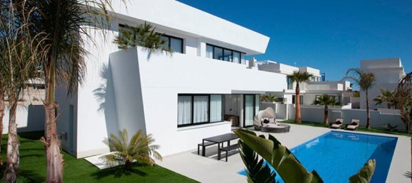 3 bedrooms Villa in La Marina, Spain No. 8684 5