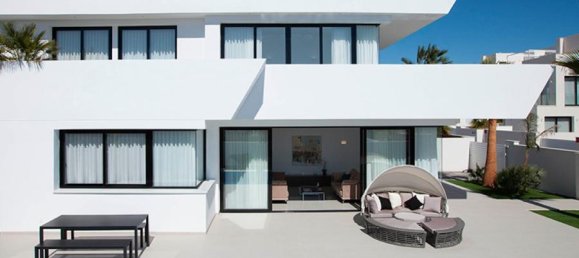 3 bedrooms Villa in La Marina, Spain No. 8684 7