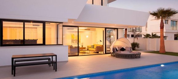 3 bedrooms Villa in La Marina, Spain No. 8684 17