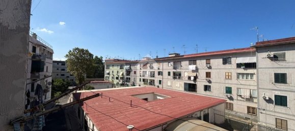 4-salle Appartement à Naples, Italy No. 275434 14