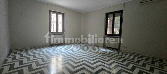3 Schlafzimmer Wohnung in Asti, Italy, Nr. 273620 9