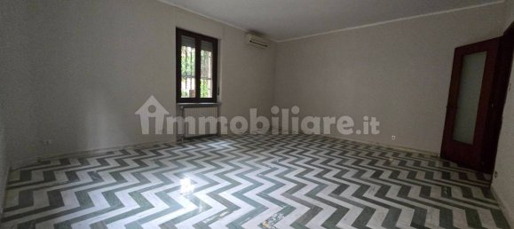 3 Schlafzimmer Wohnung in Asti, Italy, Nr. 273620 8