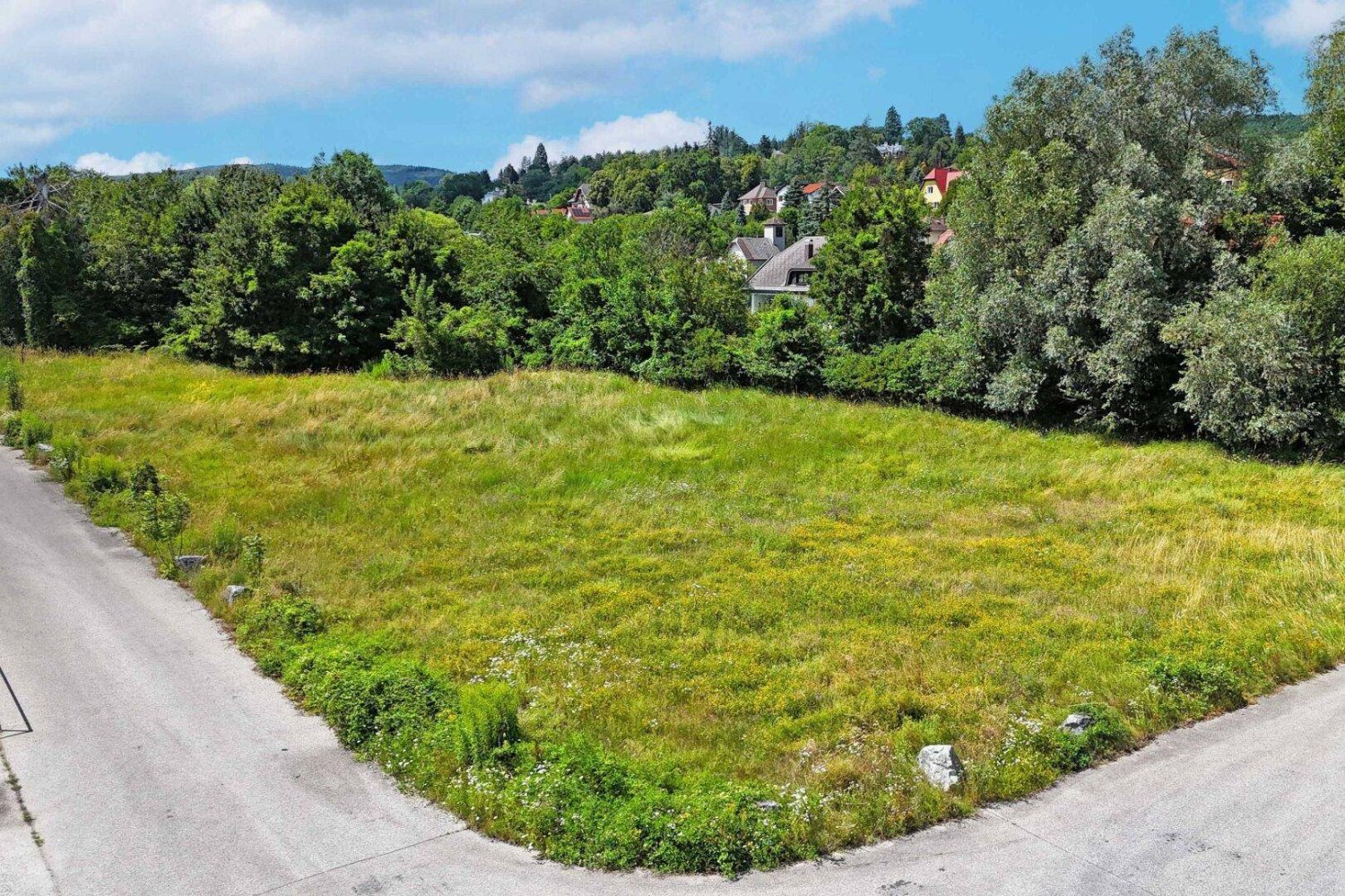 3246m² Land in Pressbaum, Austria No. 96410