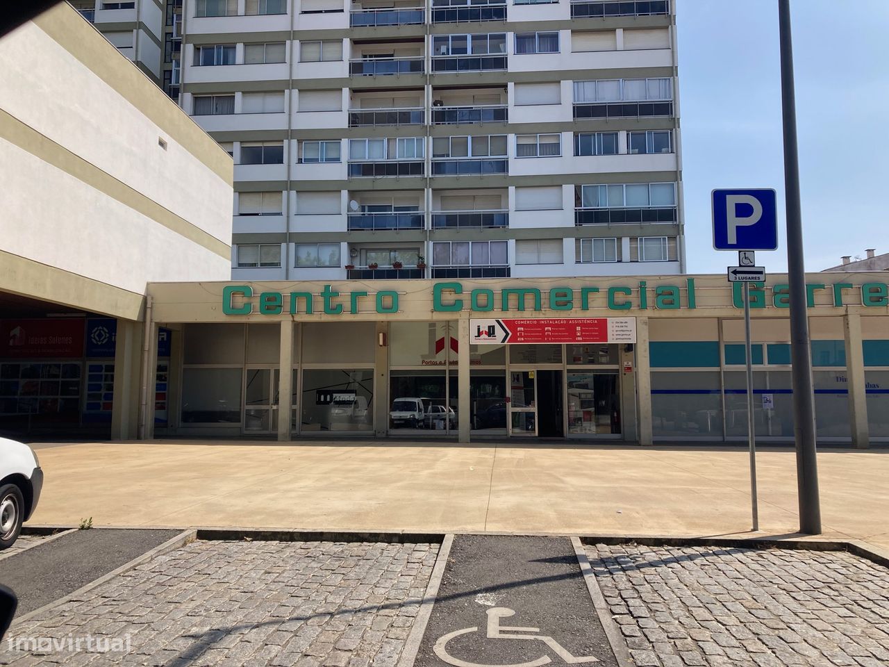 67m² Commercial property in Ovar, Portugal No. 260150