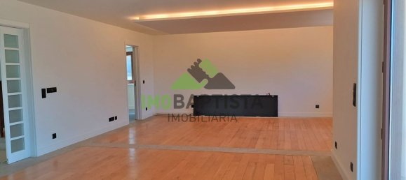 Дом с 4 спальнями в Вила Нова ди Гая, Португалия № 16759 13