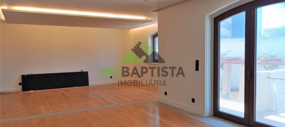 Дом с 4 спальнями в Вила Нова ди Гая, Португалия № 16759 12