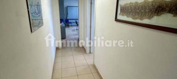 3 rooms Office in Todi, Italy No. 120618 4