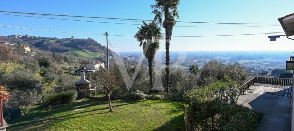 5 bedrooms Villa in Pianezze, Italy No. 131077 7