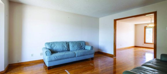 3 bedrooms House in Oakville, Canada No. 854 4