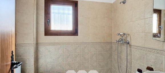 4 Schlafzimmer Haus in Alcaucin, Spain, Nr. 45142 16