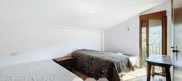 4 Schlafzimmer Haus in Alcaucin, Spain, Nr. 45142 21