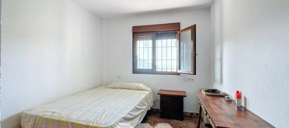 4 Schlafzimmer Haus in Alcaucin, Spain, Nr. 45142 17