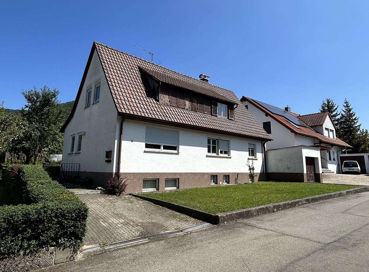 Casa de 4 dormitorios en Esslingen, Germany No. 369952