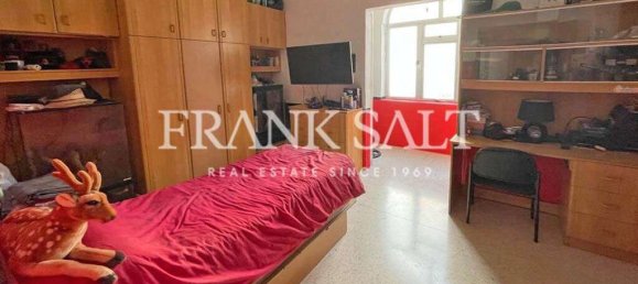 Таунхаус с 3 спальнями в Биргу, Мальта № 1074 4