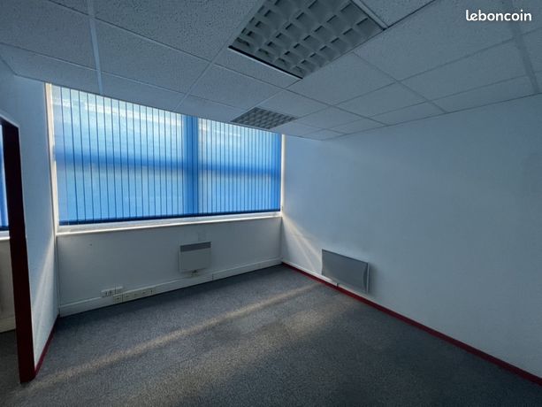 Büro in Moutiers, France 93m², Nr. 289761