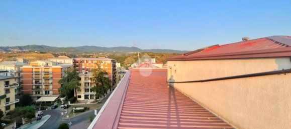 2 bedrooms Apartment in Cosenza, Italy No. 358552 6
