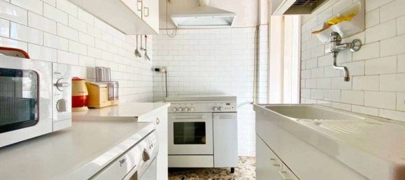 4 Schlafzimmer Wohnung in Ancona, Italy, Nr. 325340 15