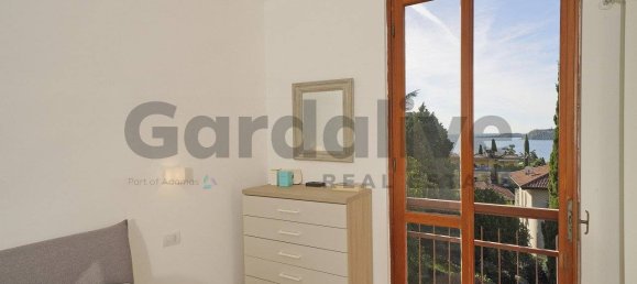 1 bedroom Apartment in Gardone Riviera, Italy No. 375131 12