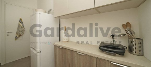 1 bedroom Apartment in Gardone Riviera, Italy No. 375131 9