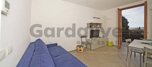 1 bedroom Apartment in Gardone Riviera, Italy No. 375131 3