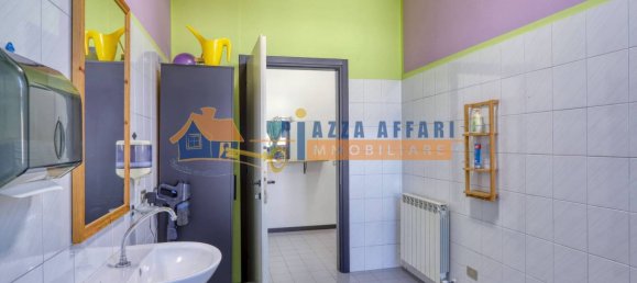 3-salle Propriété commerciale à Castiglione Olona, Italy No. 260190 19