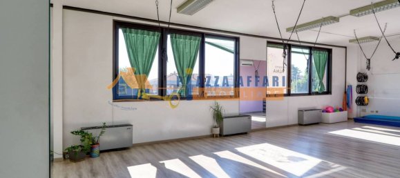 3-salle Propriété commerciale à Castiglione Olona, Italy No. 260190 8