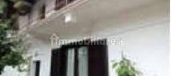 3 bedrooms House in Golasecca, Italy No. 13197 2