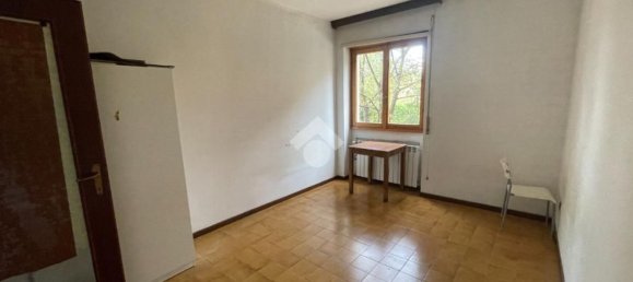 4 rooms Apartment in Saronno, Italy No. 105583 2