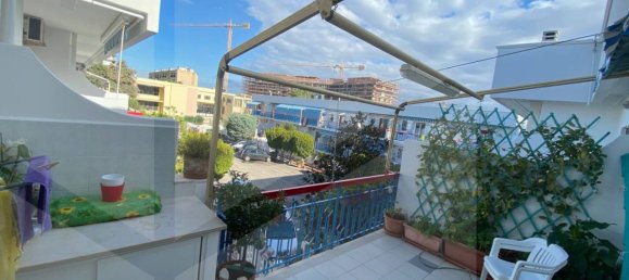 Imóvel comercial de 4 divisões em Bari, Italy N.º 23810 8