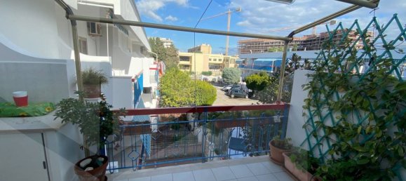 Imóvel comercial de 4 divisões em Bari, Italy N.º 23810 3