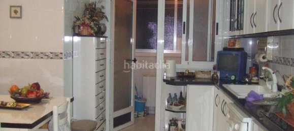4 Schlafzimmer Wohnung in Castellon de la Plana, Spain, Nr. 154061 3