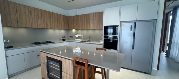 Дом с 5 спальнями в Сураттхани, Таиланд № 73829 8