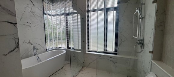 Дом с 5 спальнями в Сураттхани, Таиланд № 73829 18