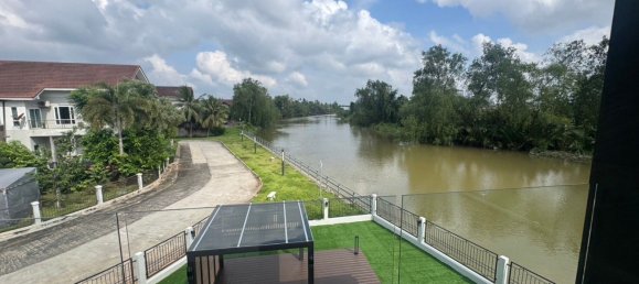 Дом с 5 спальнями в Сураттхани, Таиланд № 73829 27