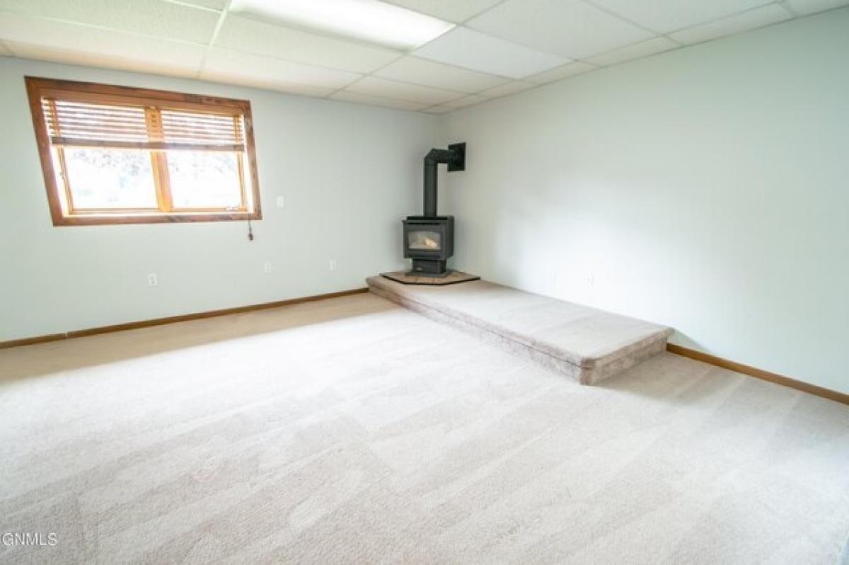 3 bedrooms House in Mandan, USA No. 379690