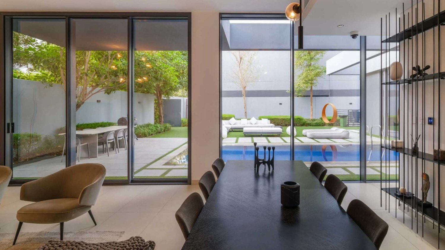 4 bedrooms Villa for sale in Sharjah, UAE № 117451