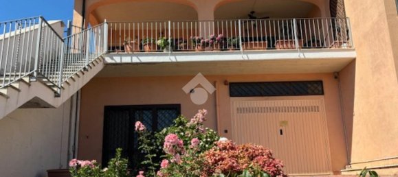 6غرفة فيلا في Guidonia Montecelio, Italy رقم 7026 5