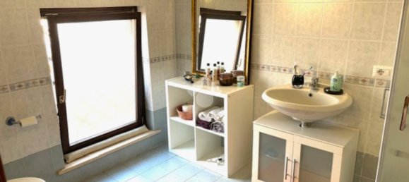 6غرفة فيلا في Guidonia Montecelio, Italy رقم 7026 18