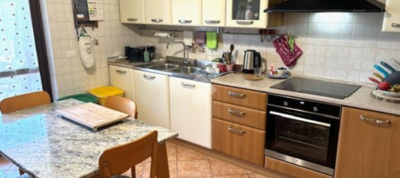 6غرفة فيلا في Guidonia Montecelio, Italy رقم 7026 13