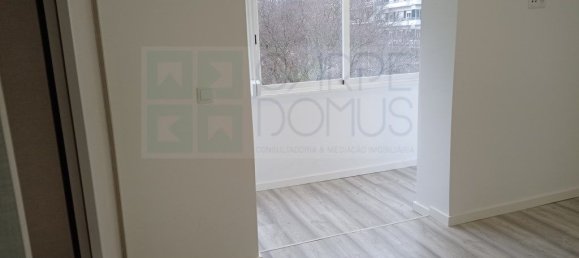 1 bedroom Apartment in Lisbon, Portugal No. 151951 10