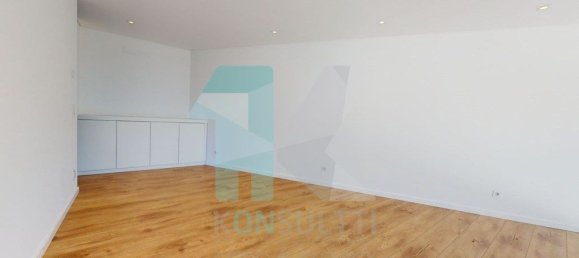 6 غرف نوم منزل في Almada, Portugal رقم 303150 36