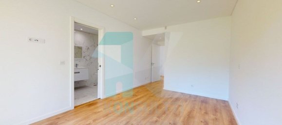 6 غرف نوم منزل في Almada, Portugal رقم 303150 8