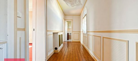 5 bedrooms House in Bernay, France No. 353736 8