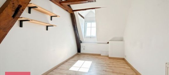 5 bedrooms House in Bernay, France No. 353736 14